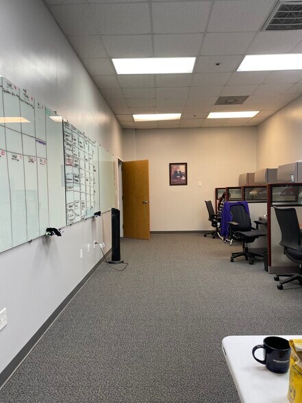 More Photos Of 311 Ed Wright Ln, Newport News Light Distribution For Lease