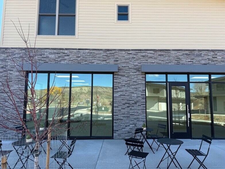 More Photos Of 205 Jasper Pl, Ridgway General Retail For Sale