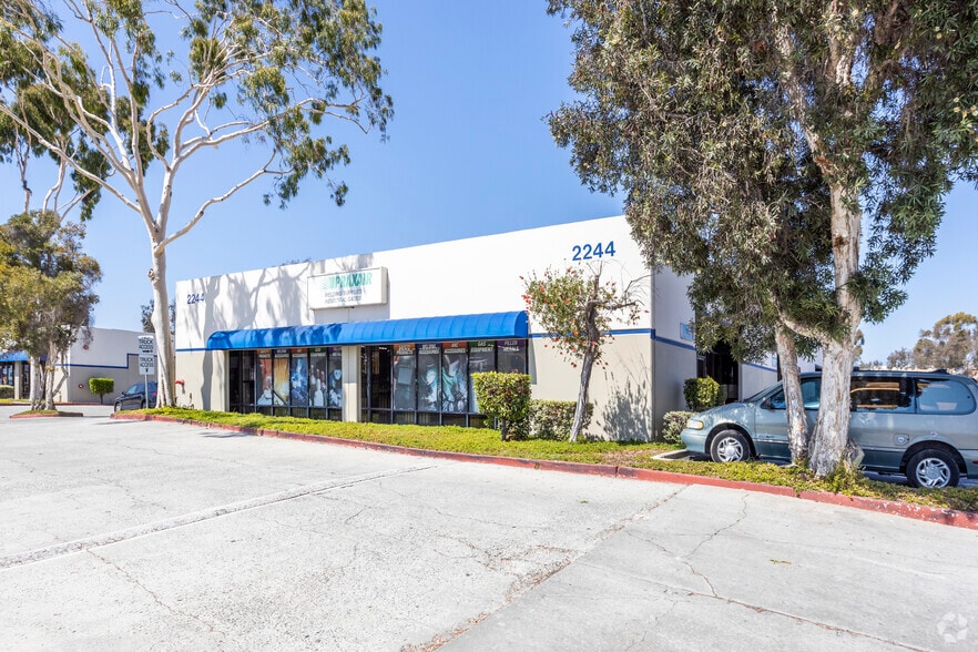 More Photos Of 2240 Main St, Chula Vista Unknown For Lease