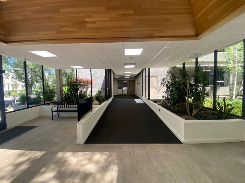 More Photos Of 236 W 6th St, Reno Medical For Lease