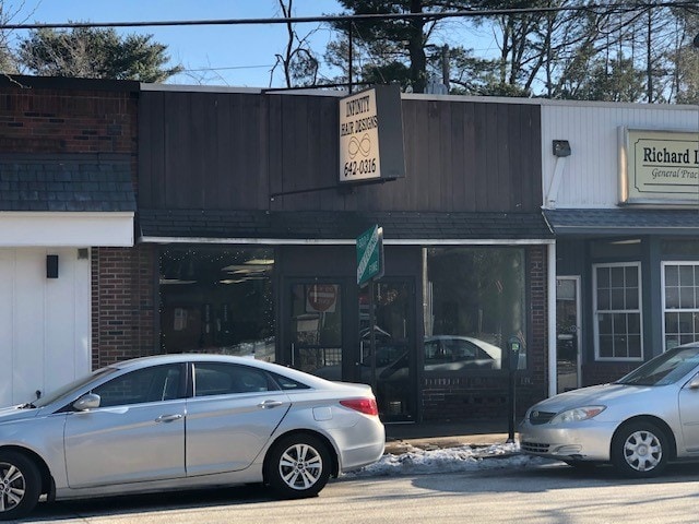 More Photos Of 1422 Manoa Rd, Wynnewood Storefront For Sale