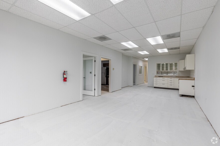 More Photos Of 418 Beavercreek Rd, Oregon City Office For Lease