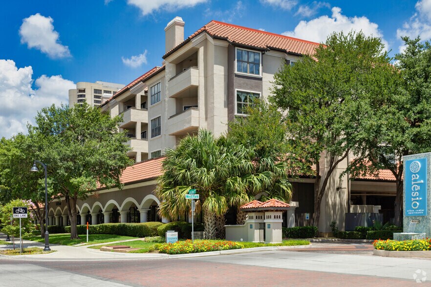 More Photos Of 385 E Las Colinas Blvd, Irving Apartments For Lease