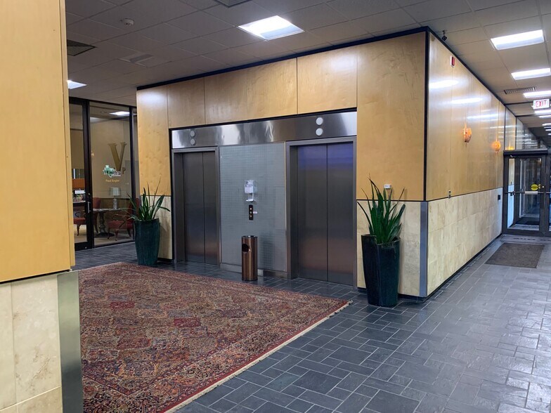 More Photos Of 801 S Fillmore St, Amarillo Office For Lease