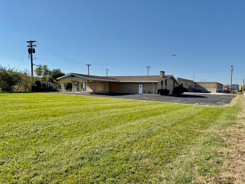 More Photos Of 2455 Stanley Ave, Dayton Freestanding For Lease