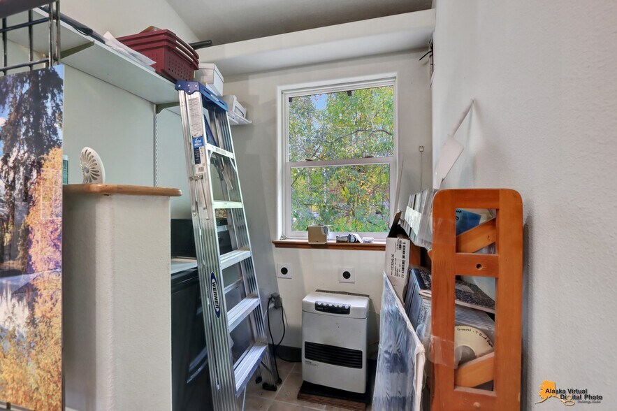 More Photos Of 22336 Talkeetna Spur Rd, Talkeetna Storefront Retail Office For Sale