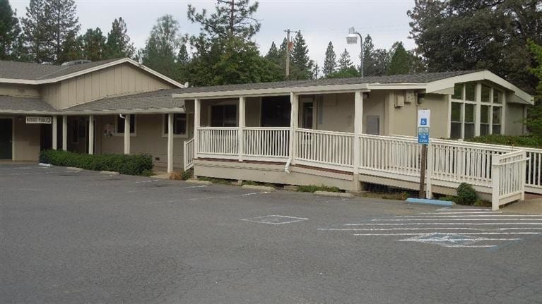 More Photos Of 16850 Willow Glen Rd, Brownsville Storefront Retail Office For Sale