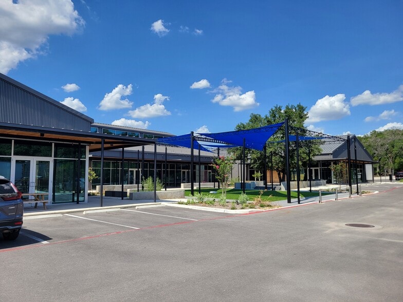 More Photos Of 14108 Bandera Rd, Helotes Restaurant For Lease