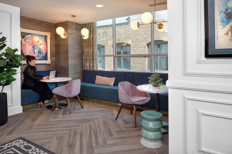 More Photos Of 222 W Erie St, Chicago Multifamily For Sale