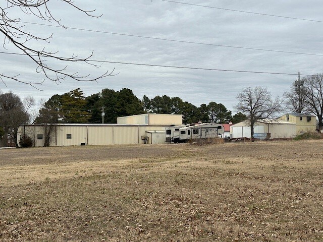 More Photos Of 3827 N Arkansas St, Rogers Warehouse For Sale