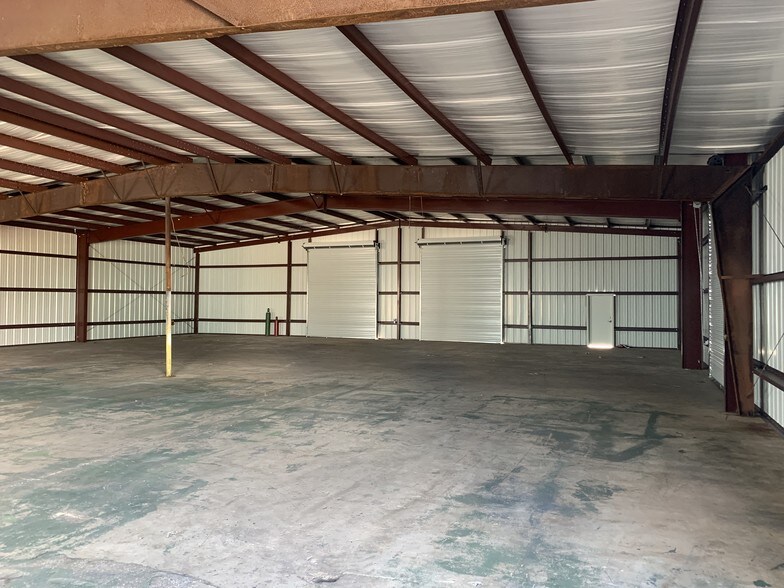 More Photos Of 1710 Turkey Creek Rd, Plant City Warehouse For Lease