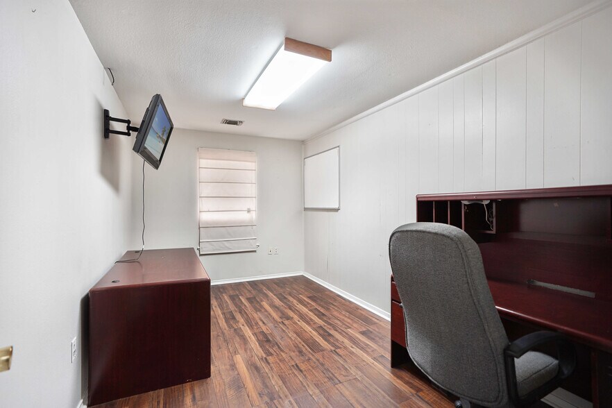 More Photos Of 13301 & 13309 Reeveston Road, Houston Land For Sale