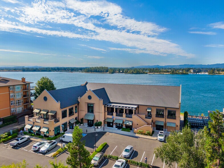 More Photos Of 2001 SE Columbia River Dr, Vancouver Office For Lease