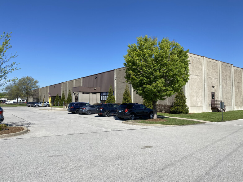 Primary Photo Of 8203 National Tpke, Louisville Warehouse For Sale