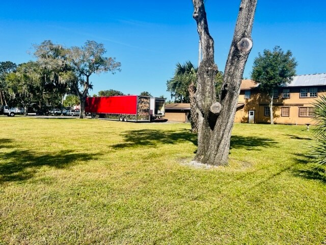 More Photos Of 800 Main St, Titusville Service For Sale