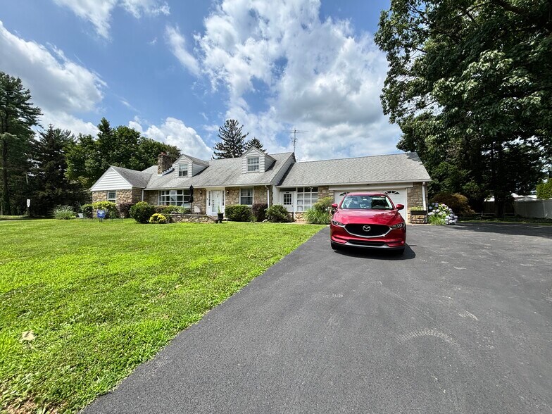 Primary Photo Of 1000 Old York Rd, Abington Office Residential For Sale