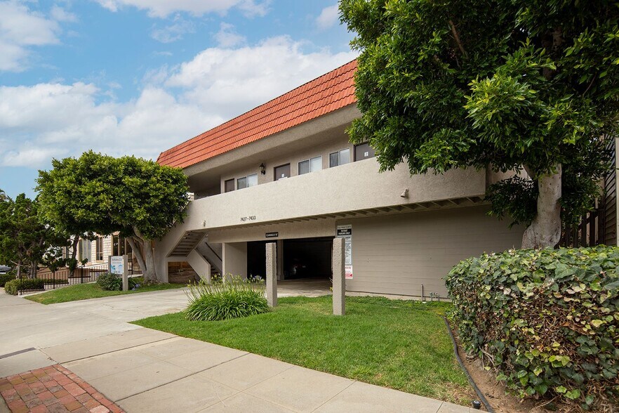 More Photos Of 7433 Herschel Ave, La Jolla Medical For Lease
