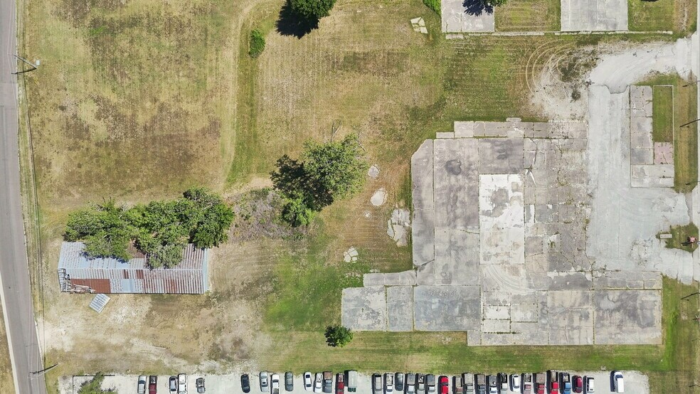 More Photos Of 1406 East St, Iola Land For Sale