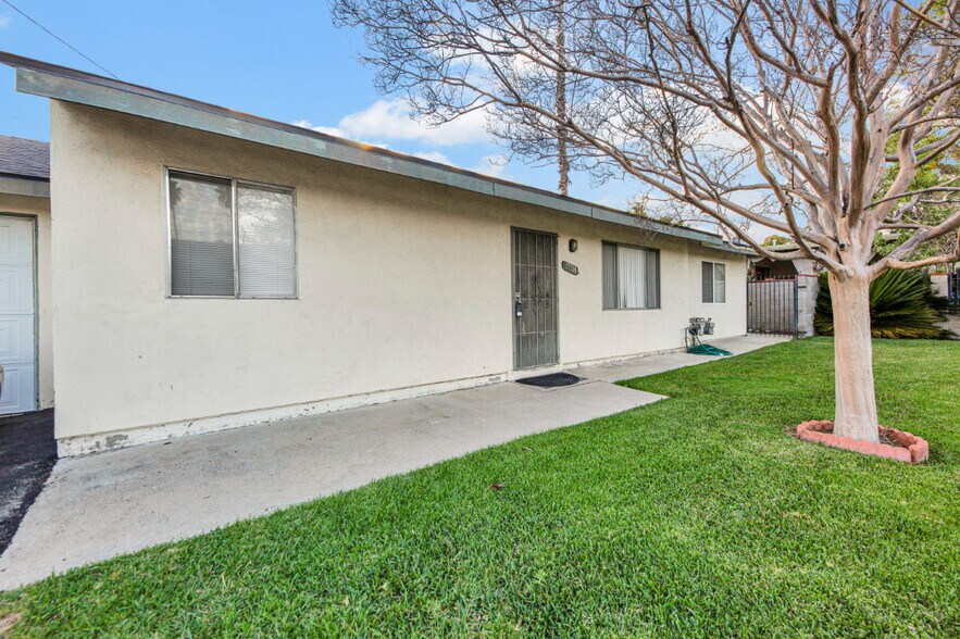 More Photos Of 17520 Kingsbury St, Granada Hills Apartments For Sale