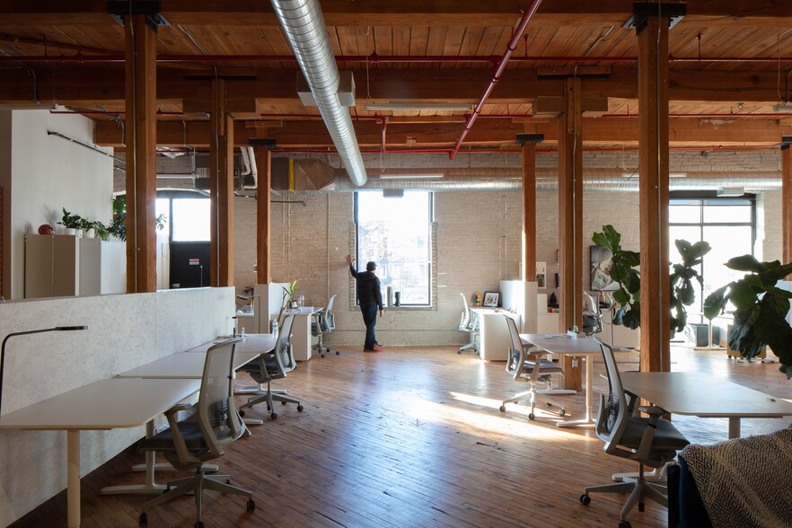 More Photos Of 87 Wade Ave, Toronto Warehouse For Lease