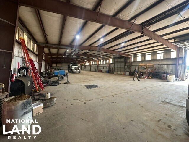 More Photos Of 280 Lewallen St, Friendship Manufacturing For Sale