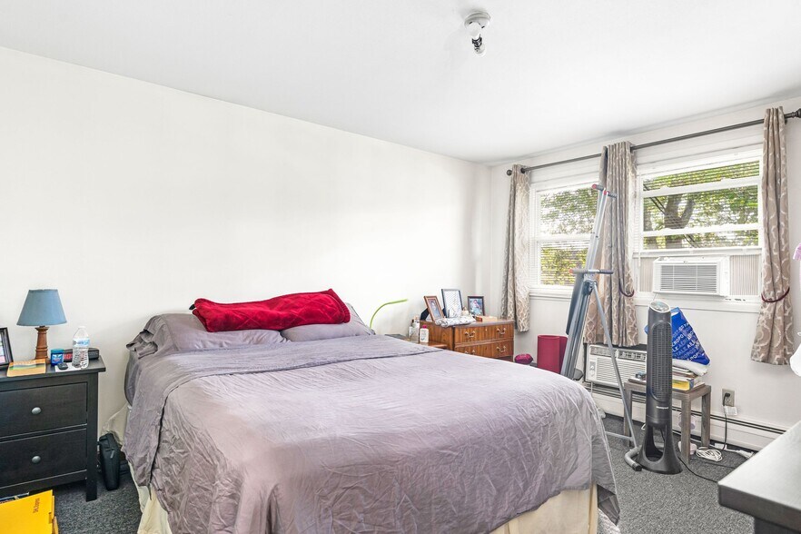 More Photos Of 25 Margaret St, Pawtucket Apartments For Sale