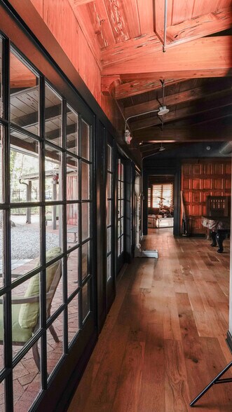 More Photos Of 3508 S Manhattan Ave, Tampa Health Club For Sale