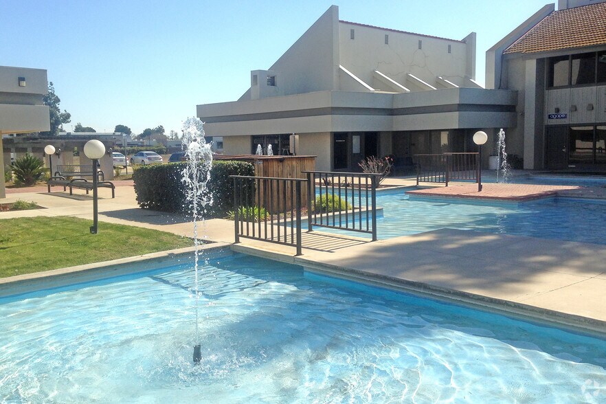 More Photos Of 4944 E Clinton Way, Fresno Medical For Sale