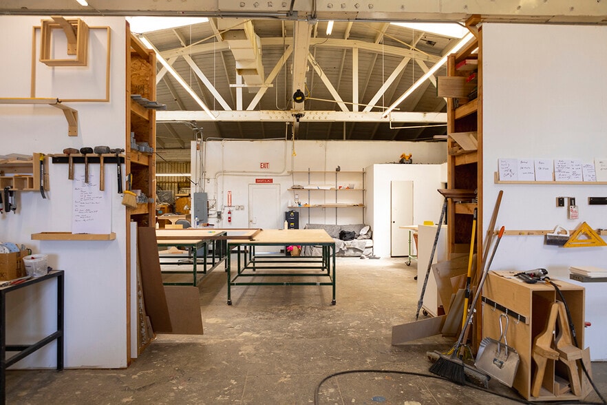 More Photos Of 5511 Pacific Blvd, Huntington Park Warehouse For Sale