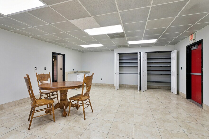 More Photos Of 209 N Broad St, New Orleans Office For Sale