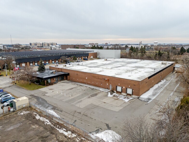 More Photos Of 40 Butterick Rd, Toronto Manufacturing For Sale