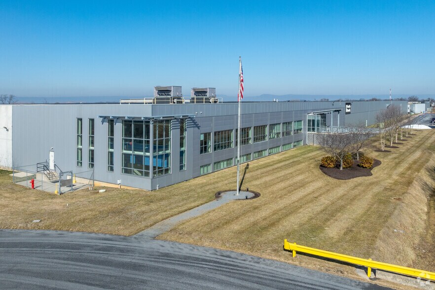 More Photos Of 12000 Molly Pitcher Hwy, Greencastle Warehouse For Lease