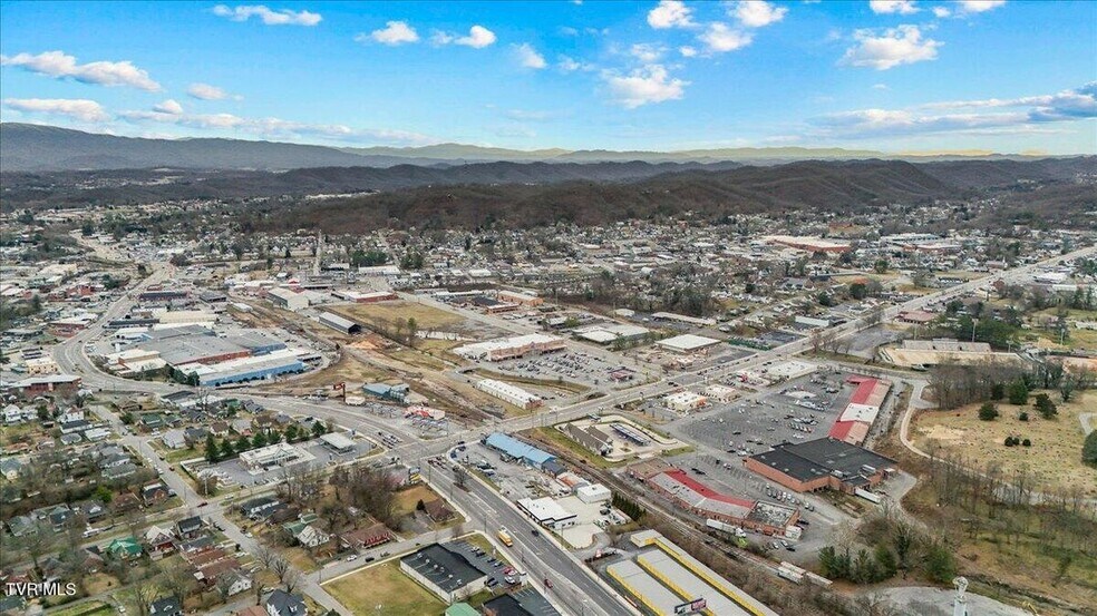 More Photos Of 601 Commonwealth Ave, Bristol General Retail For Sale