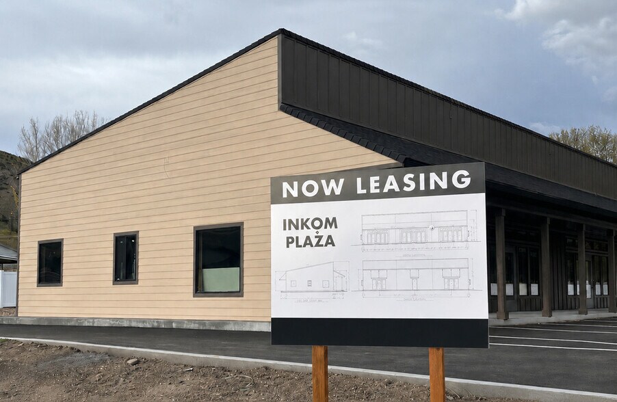More Photos Of 260 Highway 30 E, Inkom Storefront For Lease