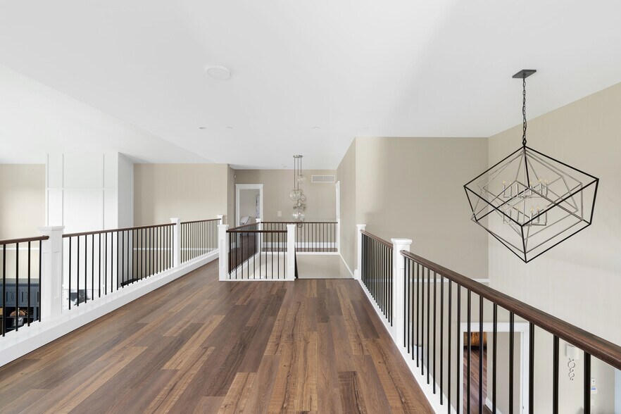 More Photos Of 9175 Gilmour, Mission Specialty For Sale