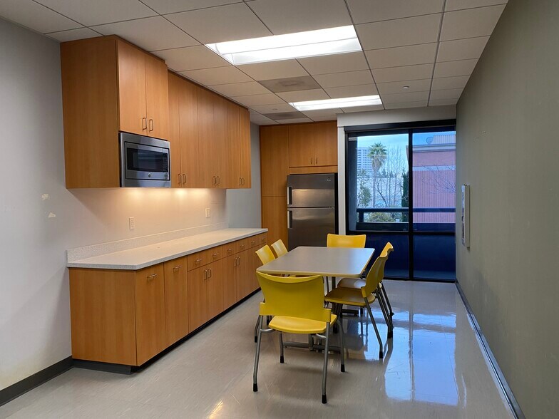 More Photos Of 2569 McCabe Way, Irvine Office For Lease