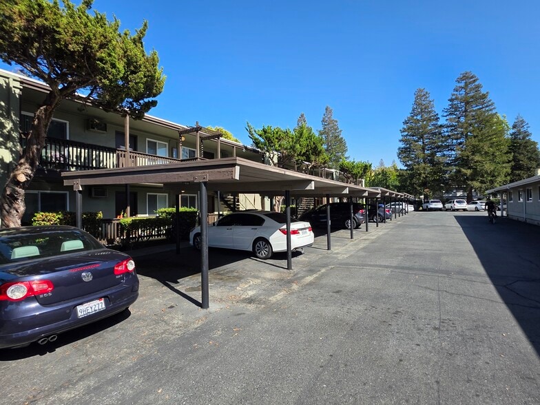 More Photos Of 1506 Garcez Dr, Concord Apartments For Sale