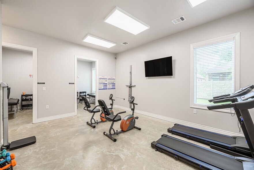 More Photos Of , Tomball Office For Sale