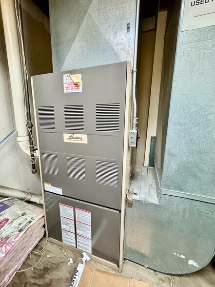 More Photos Of 1050 Triplett Blvd, Akron Warehouse For Sale