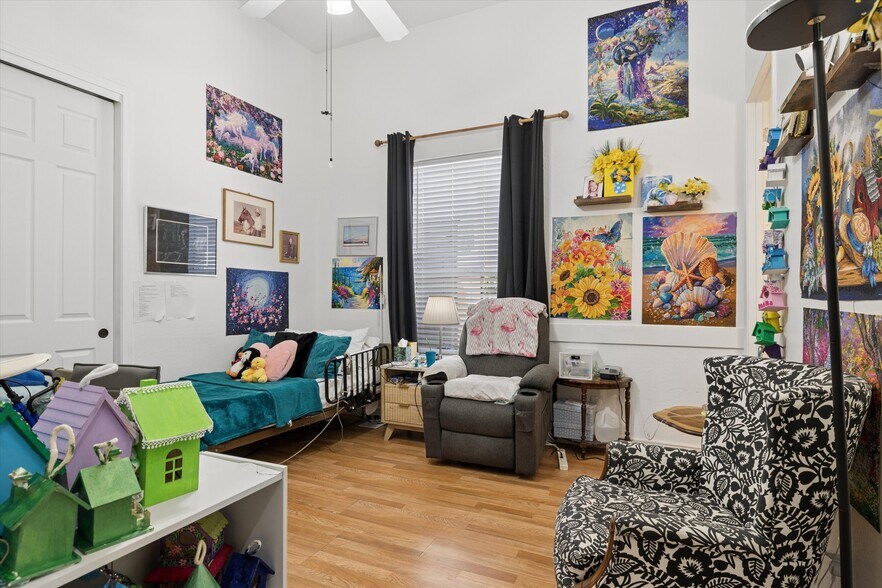 More Photos Of 5338 E Hartford Ave, Scottsdale Healthcare For Sale