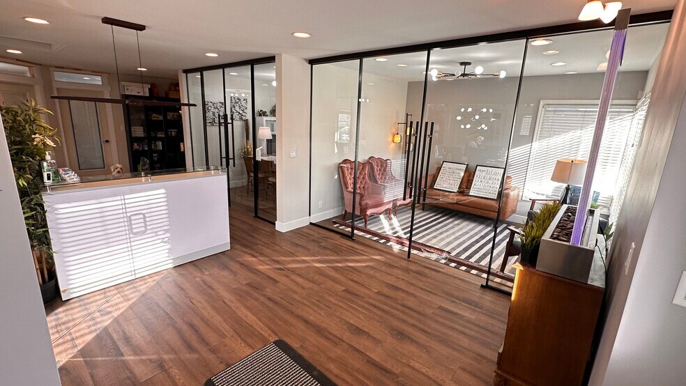 More Photos Of 152 W 500 S, Bountiful Office For Lease