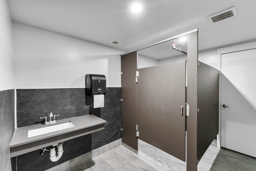 More Photos Of 333-339 Main St, Mead Storefront For Sale