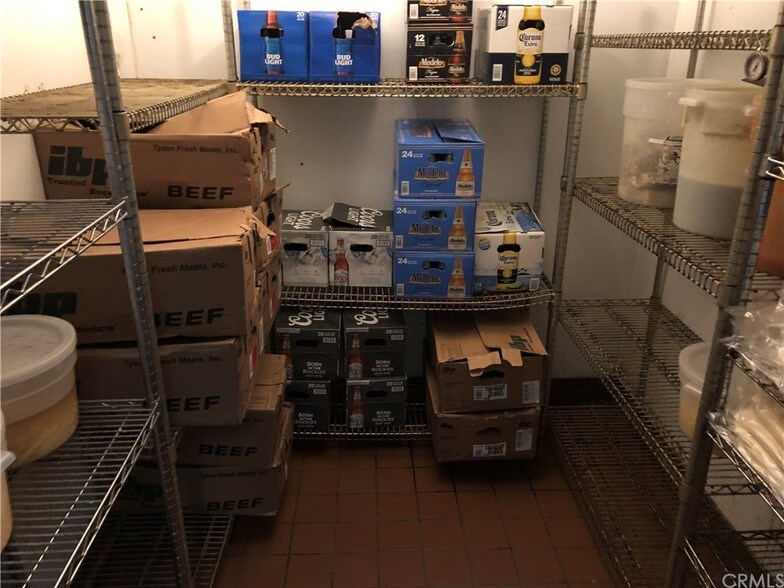 More Photos Of 17941 Grand Ave, Lake Elsinore Convenience Store For Lease