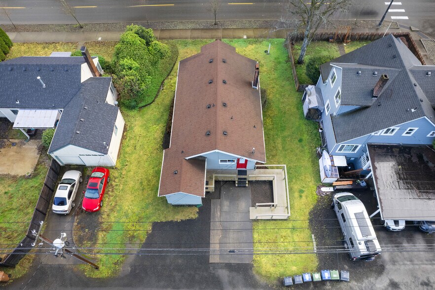 More Photos Of 320 W Alder St, Shelton Office Residential For Sale