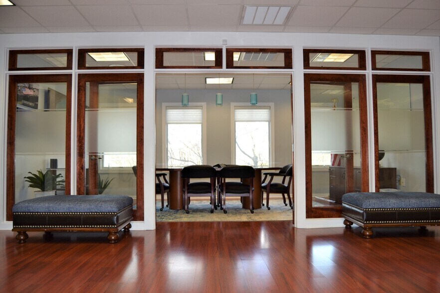 More Photos Of 807 Mantoloking Rd, Brick Office For Sale