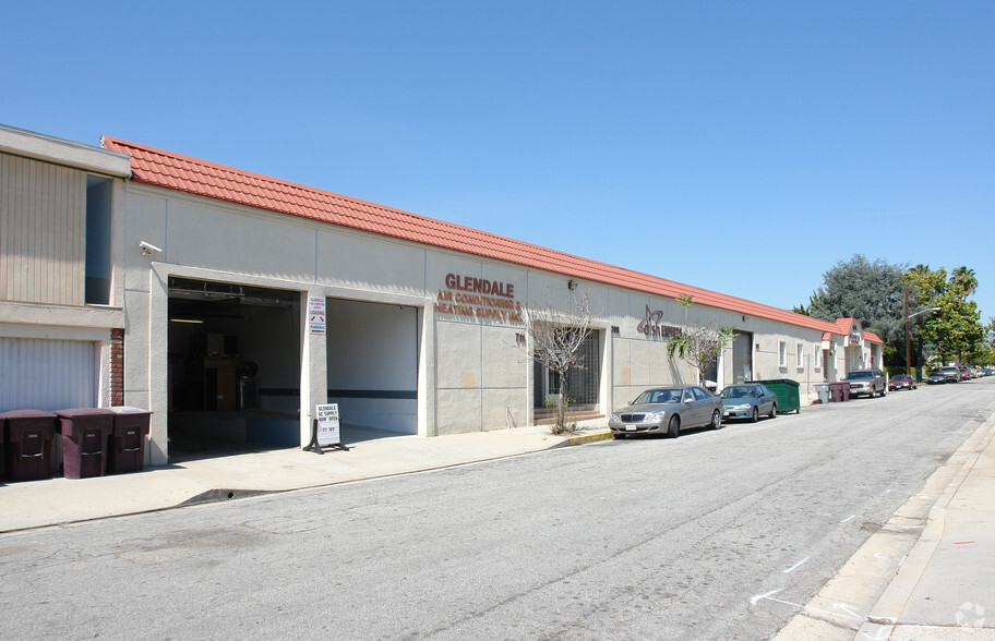 Primary Photo Of 709-711 W Ivy St, Glendale Warehouse For Lease