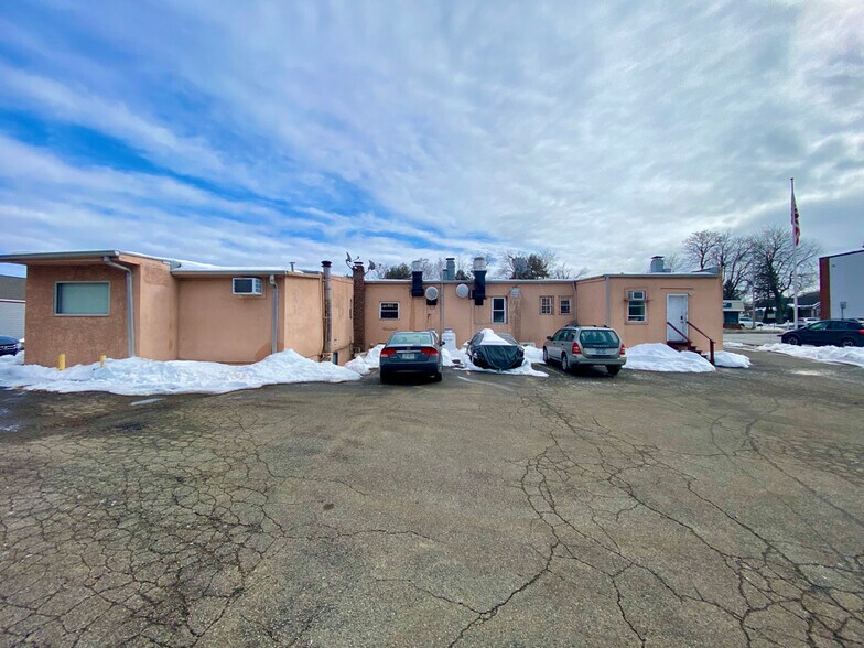 More Photos Of 1969 E Main St, Mohegan Lake General Retail For Sale