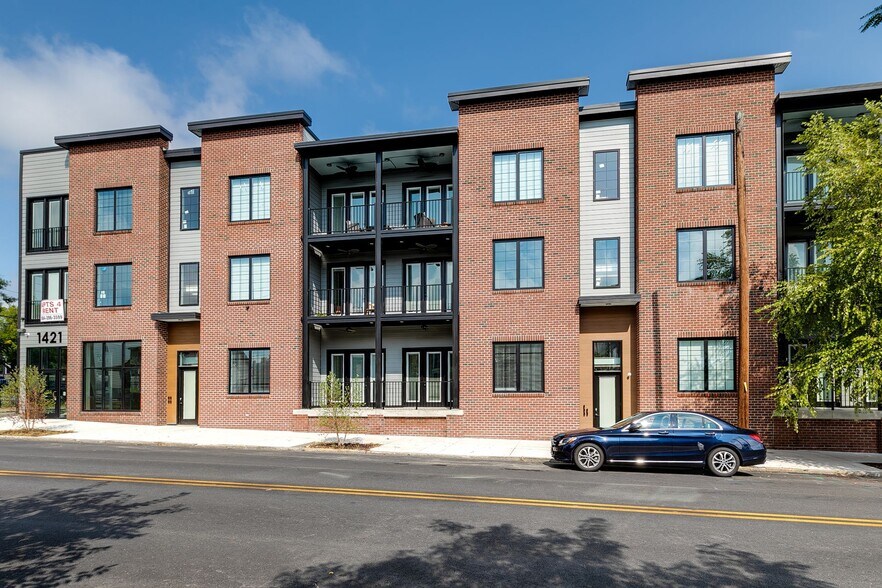More Photos Of 1421 Bainbridge St, Richmond Apartments For Sale
