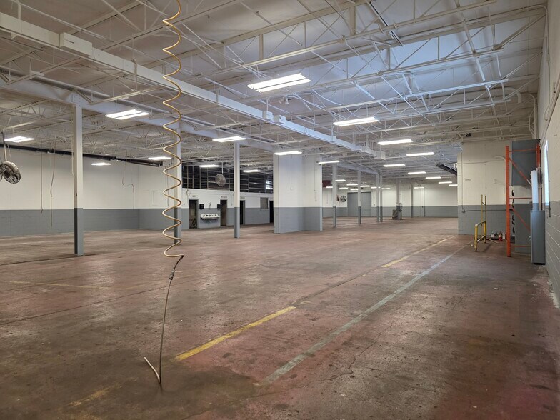 More Photos Of 41135 Irwin Dr, Harrison Township Warehouse For Sale