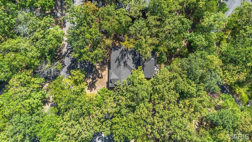 More Photos Of 35 Walkers Cay Drive, Osage Beach Apartments For Sale